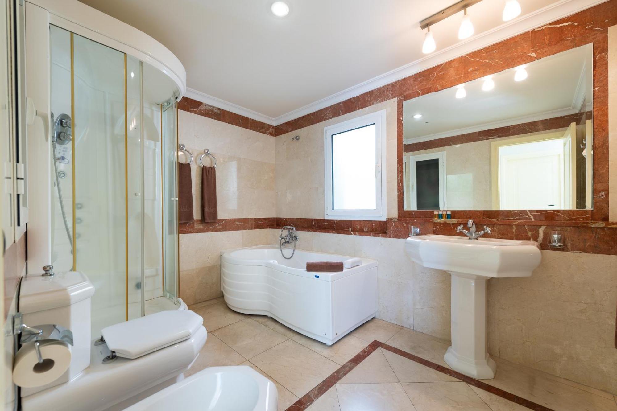 Apartamento de 2 dormitorios con jacuzzi